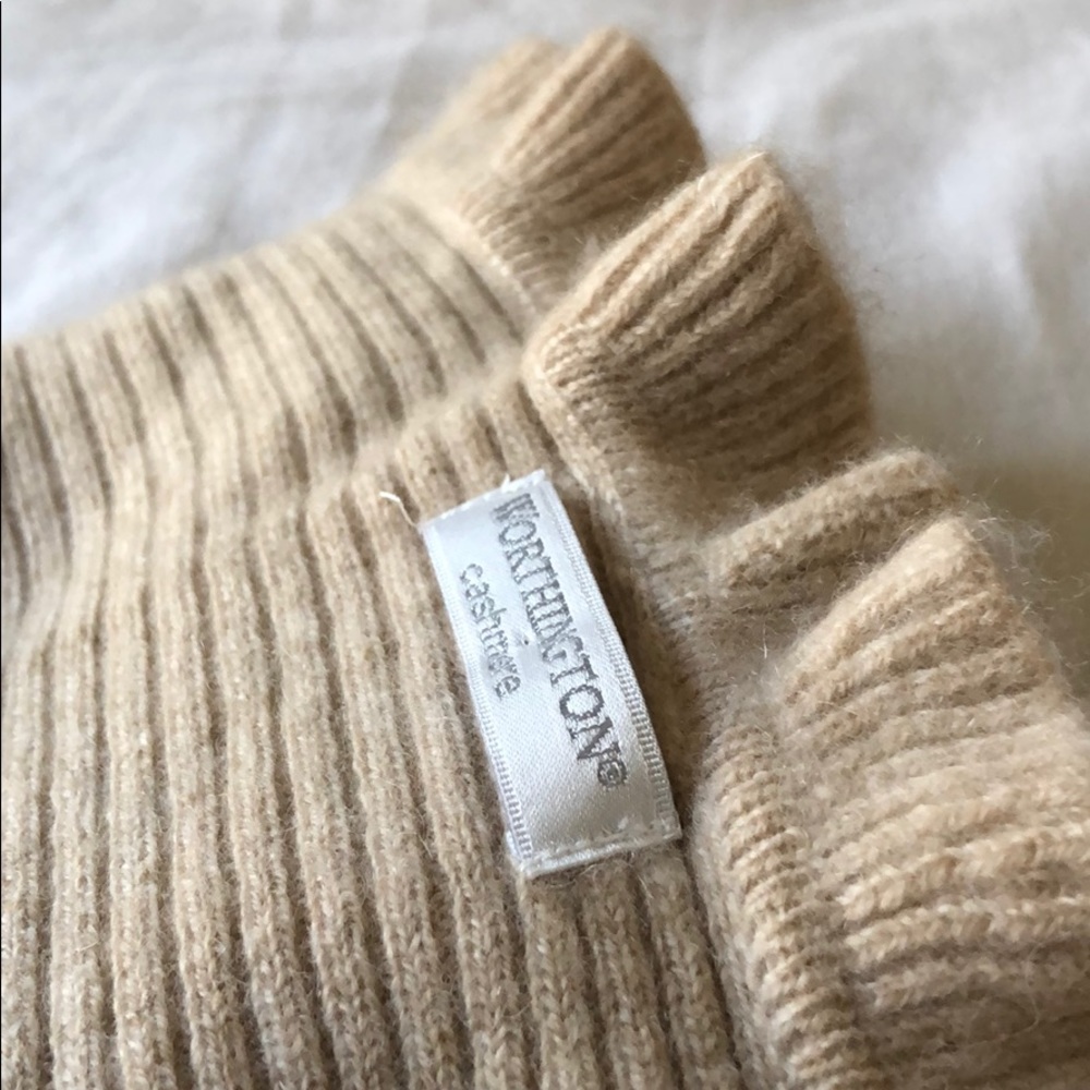 Cashmere Ruffle Scarf